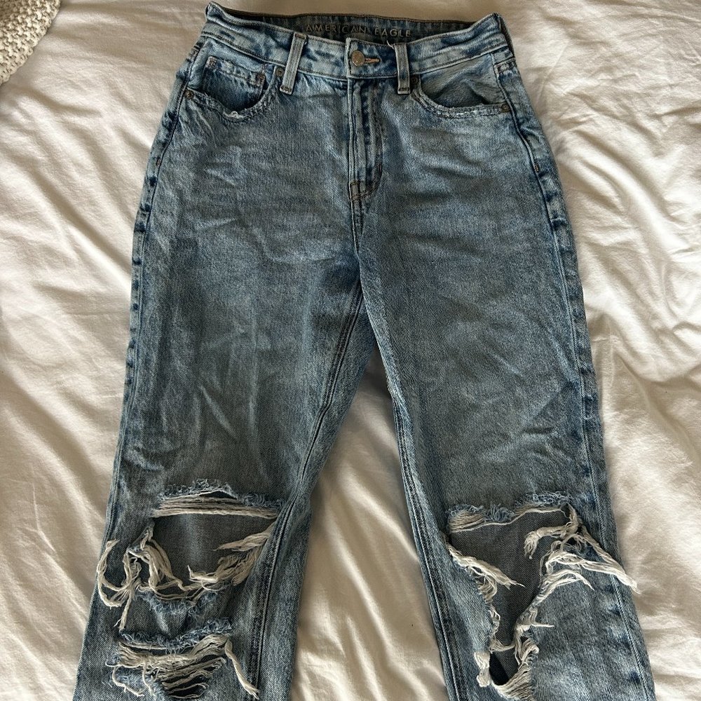 American Eagle Distressed Straight Leg Jeans